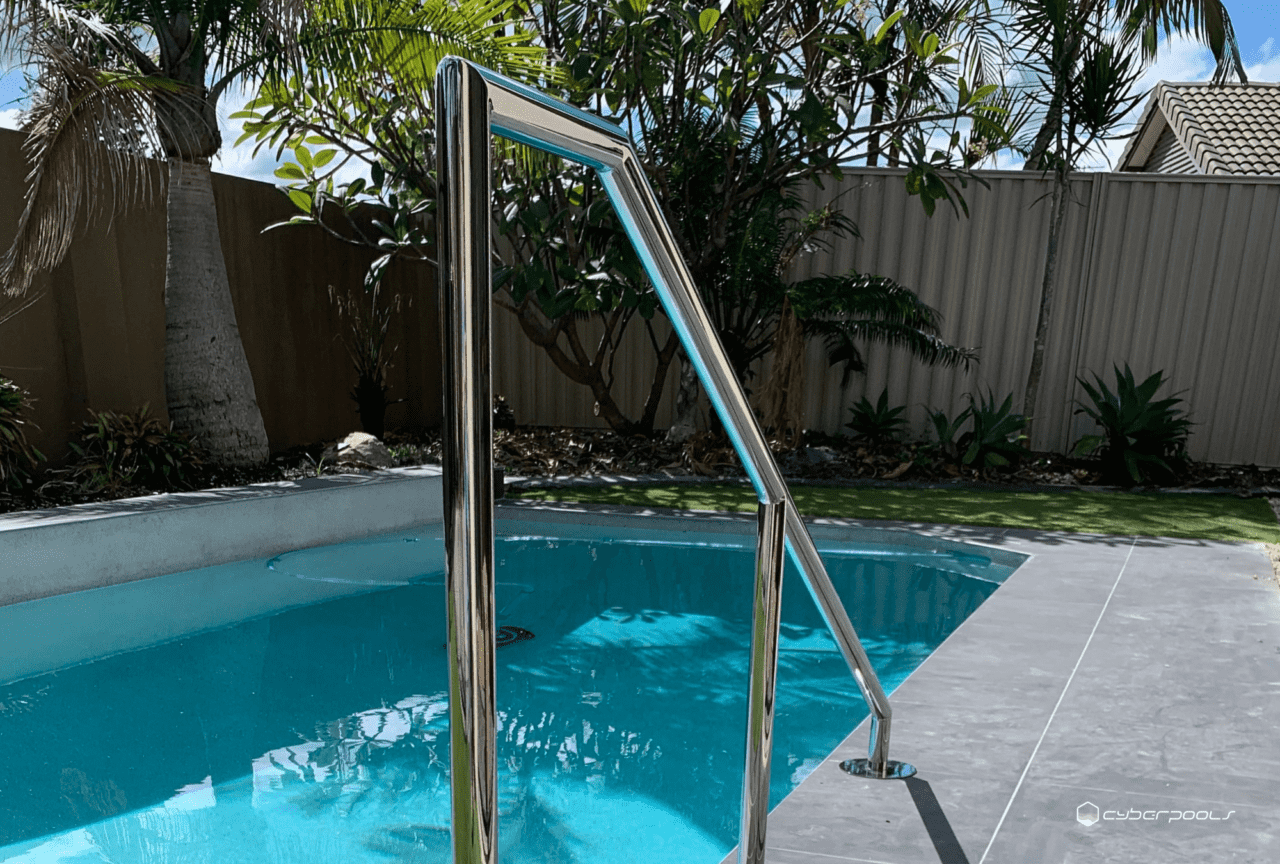 Magnesium Mineral Outdoor Pool with Custom Handrail