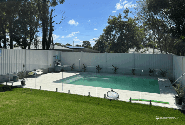 Swimming Pool Builder: Choosing the Right Team for Your Backyard